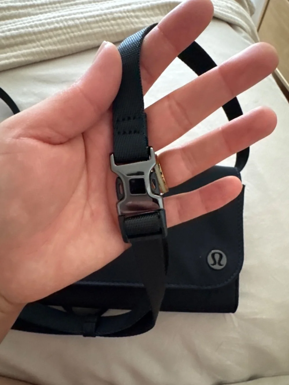 N/A lululemon wallet